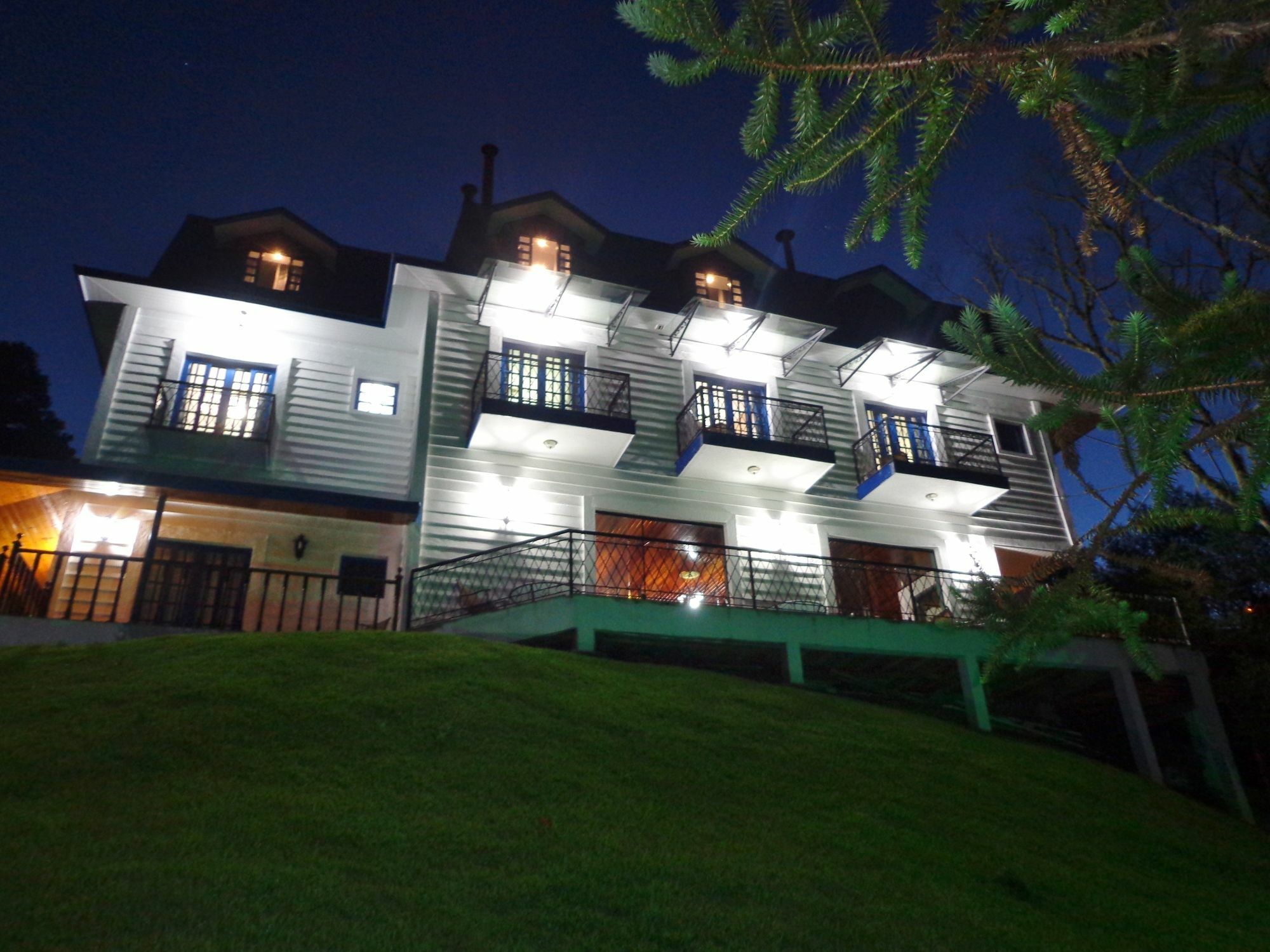 Golden Forest Pousada Campos do Jordao Exterior photo